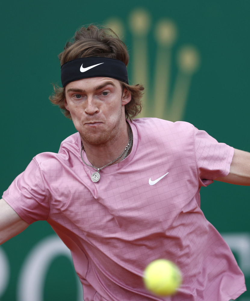 后防线的未 后防线的未